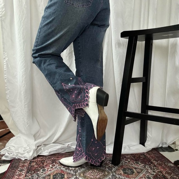 Apollo Jeans - pink rhinestone and stitching collectible jeans - size 13/14 - Picture 7 of 8